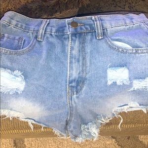 Cute ripped shorts!
